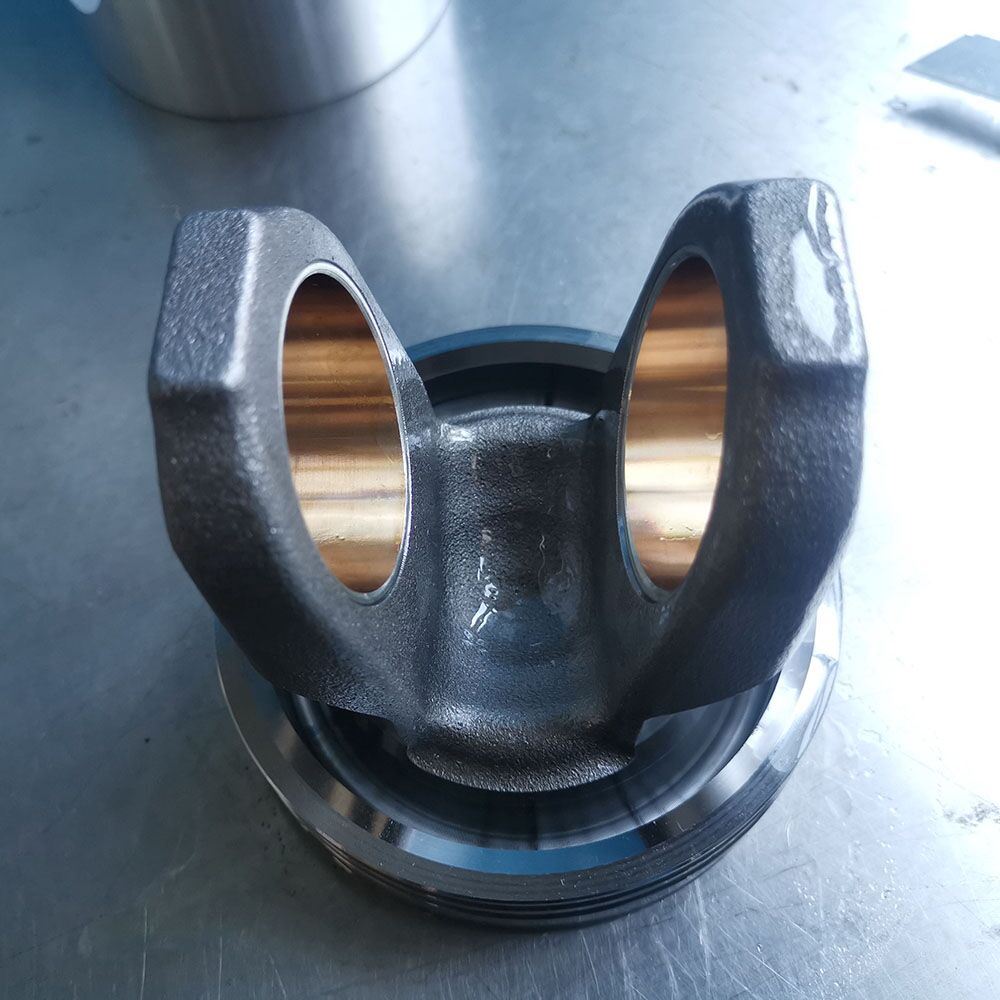 NAVISTAR DT530E PISTÓN-CORONA 1836320C1 – Engine Supply Inc